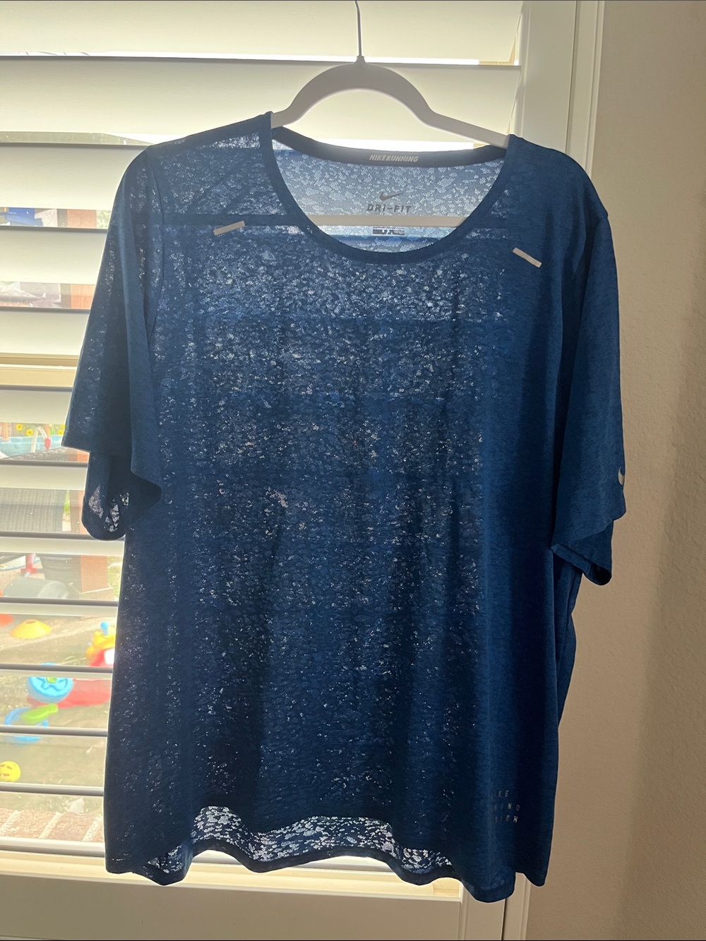 Nike Sheer Dri-FIT Short Sleeve